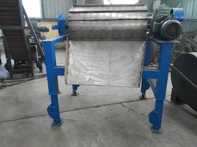 megnatic separator for removeing iron from copper