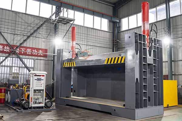 industrial car crushing machine for pressing waste car outer casing from bsgh granulator