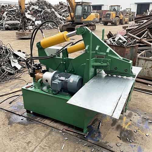 metal scrap recycling shear cutting aluminum profile in client's scrapyard