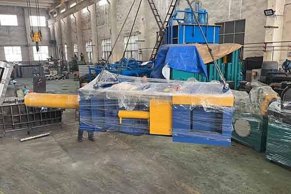 160T horizontal metal baler to Angola
