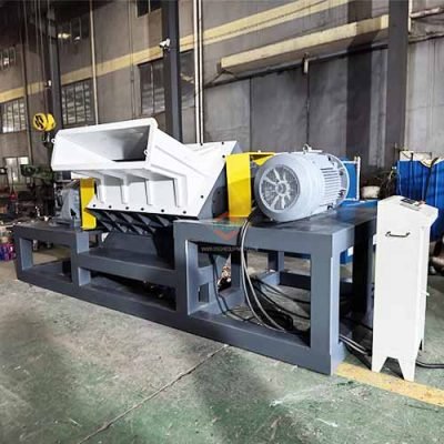 BS-D1600 dual shaft shredder machine for crushing IBC barrel from bsgh