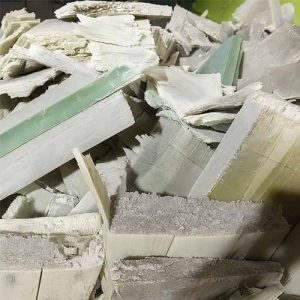 wind turbine blades shredder final output